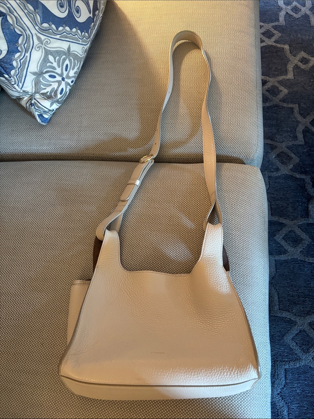 Cuyana Beige Leather Shoulder Bag with Adjustable Strap